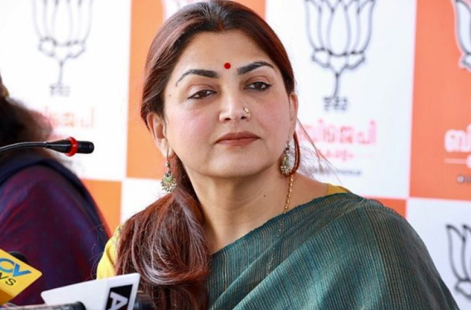 news24tvchannel's tweet photo. "8 साल की उम्र में मेरे पिता ने मेरा यौन शोषण किया था"
◆ BJP नेता और 'NCW' की सदस्य @khushsundar ने किया खुलासा
Khushbu Sundar | #KhushbuSundar https://t.co/YWHqmw0hFE