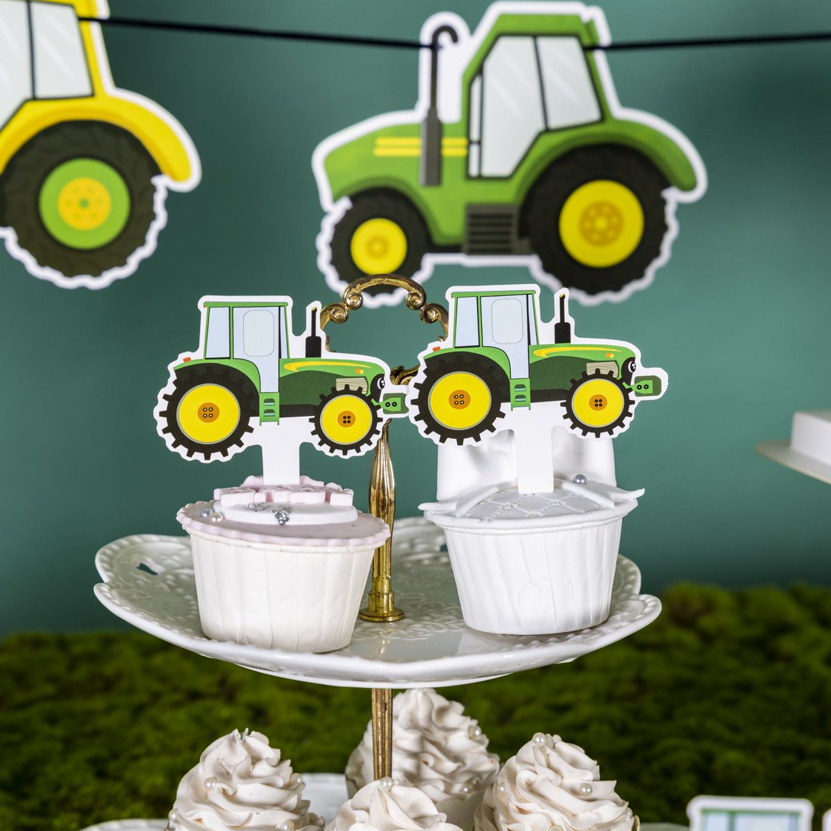 sunbeautyparty_'s tweet image. We have made a lot of effort to design this birthday decoration with tractor theme. You can use it to announce your child's birthday to family and friends in a very nice way, it will make your party a great success.

.
.
.
.
.
.
 #birthdaydecorations #birthdaydecor #paperdecor