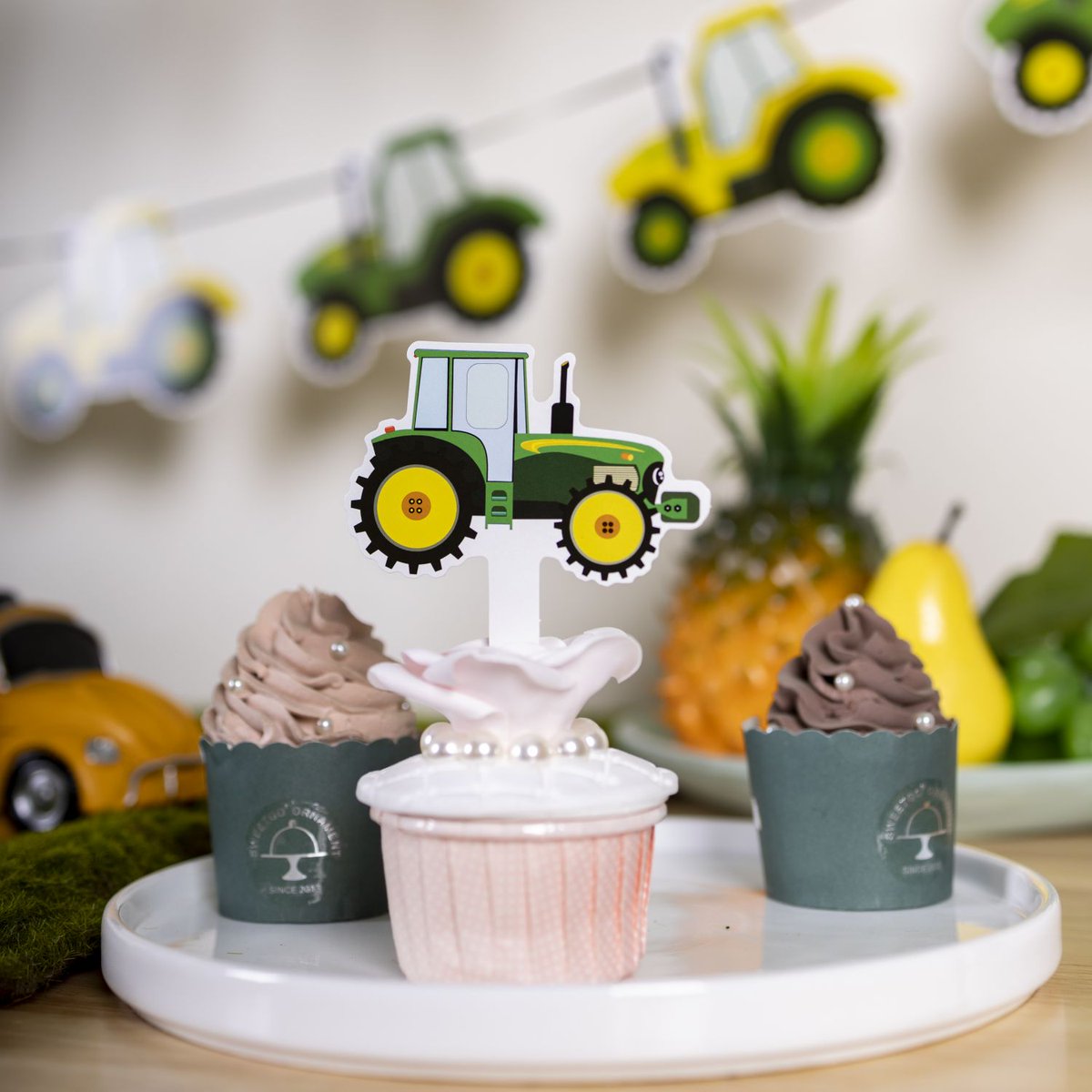 sunbeautyparty_'s tweet image. We have made a lot of effort to design this birthday decoration with tractor theme. You can use it to announce your child's birthday to family and friends in a very nice way, it will make your party a great success.

.
.
.
.
.
.
 #birthdaydecorations #birthdaydecor #paperdecor
