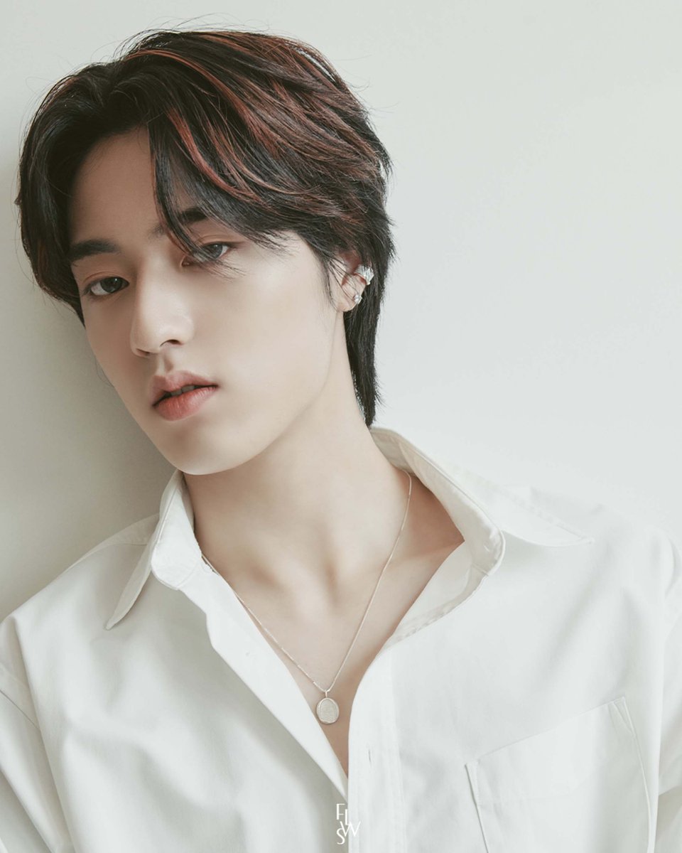 with_flawless's tweet image. [ TREASURE X FLAWLESS]

🔗bit.ly/3EStSbW

“TREASURE’s in BOX” With Flawless💍

#TREASURE #트레저
#하루토 #HARUTO #ハルト

📌 ~ 3.7 23:59 (KST)