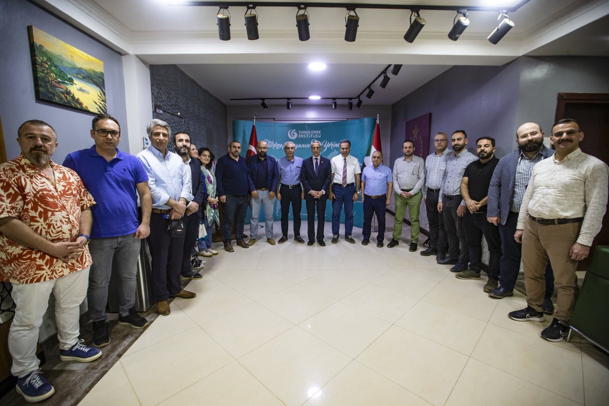 Sudan Büyükelçiliği Eğitim Müşavirliği tarafından koordine edilen  Türk Üniversiteleri Tanıtım Fuarı kapmasında bulunduğumuz Hartum Şehrinde, Büyükelçi İsmail Çobanoğlu ve Eğitim Müşaviri Gökhan Bozbaş ile bir araya gelerek istişarede bulunduk.