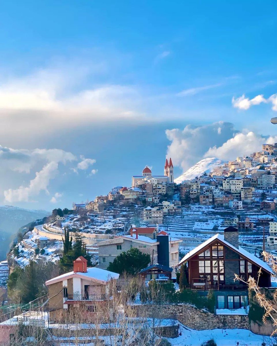 #Bcharre covered in White 🏘️❄️
📸: @moossageagea

#lebanoninstagram #lebanon_hdr #lebanonspotlights #insta_lebanon  #exploreeverywhere #traveling #travellife #lebanontimes #lebanonweekly #lebanononline #travelphotography #exploregon #exploreworld #livelovelebanon  #travelislife