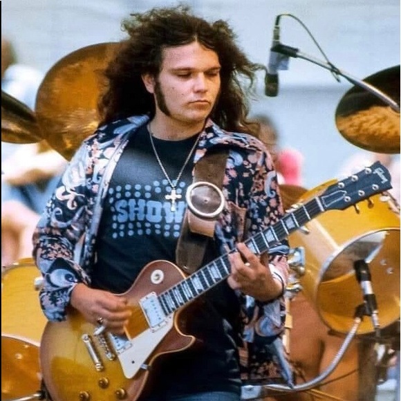 Update: Gary Rossington, guitarist in legendary Southern rock band Lynyrd  Skynyrd, has passed away aged 71 Gary was the last surviving original  member of the outlaw band- he saw it all and