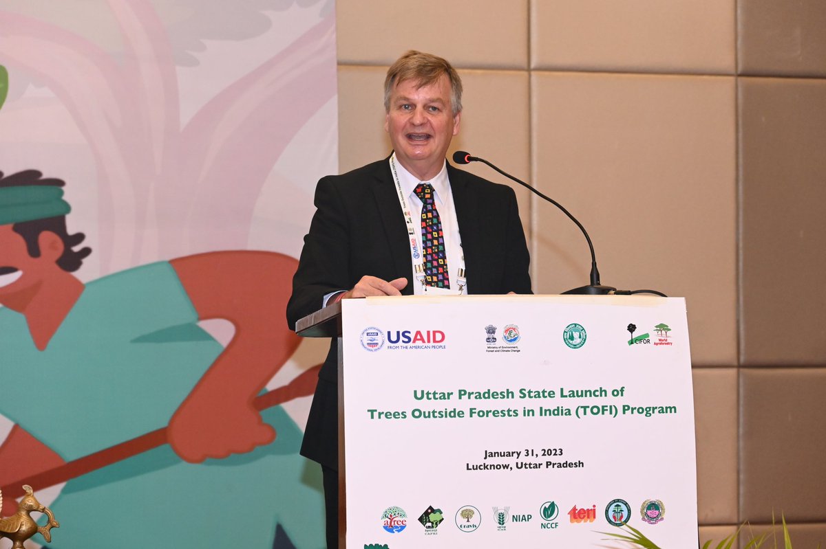 CIFOR-ICRAF tweet media