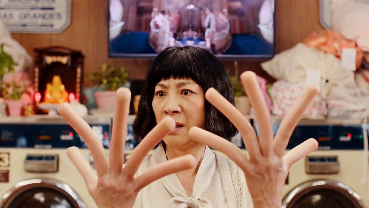 DiscussingFilm's tweet image. ‘EVERYTHING EVERYWHERE ALL AT ONCE’ wins Best Editing for a Comedy Film at the American Cinema Editors Eddie Awards.