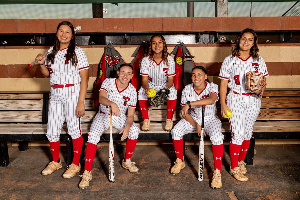 lexiguerrero6's tweet photo. Vype 2023 🔥. https://t.co/30qpTNOnJx