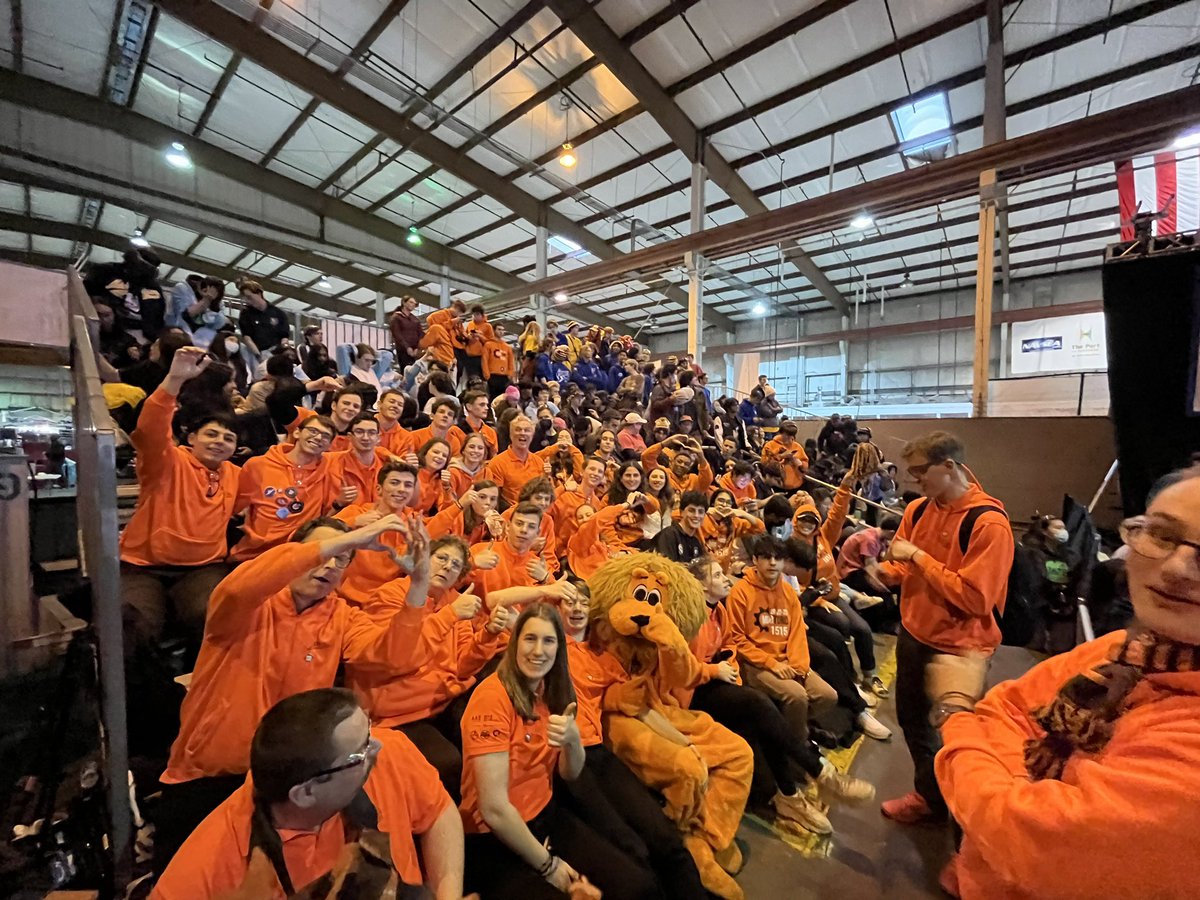 We are so grateful to have shared the robotics spirit (and color 😉) with such an energized and talented team. We love you Rembrandts! <a href="/Teamrembrandts/">Team Rembrandts</a>