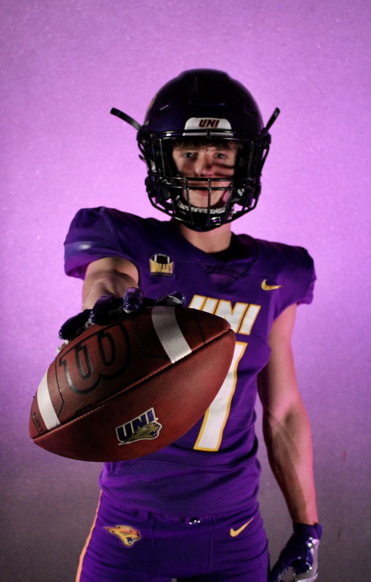 GerardyKyler's tweet photo. Had a great junior day visit at @UNIFootball Enjoyed learning more about UNI and watching film. Thank you @coachricknelson @Coach_J_Johnson https://t.co/oISnt3hTcW