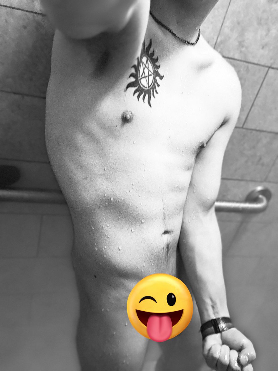 Puppie_Byte's tweet photo. Hehehe spicy #twink #nsfw #muscles https://t.co/aSvmWqpJoo