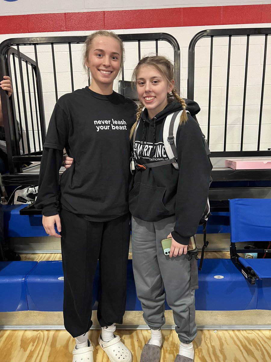 jamesmiracle's tweet photo. @wapakwrestling two Lima area female state qualifiers (Josie Davis - Sidney and Kenzie Miracle - Celina) https://t.co/Flf0wQP5uD