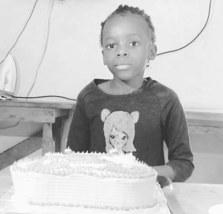 chefjoshug's tweet photo. Happy 9th Birthday my daughter. You are an Angel for the Mwesigwa Family; You are very precious and special ,May your life bring you loads of happiness and joy.
Just know we are proud of you #HappyBirthdayRinnah https://t.co/LSLgGwmjrG