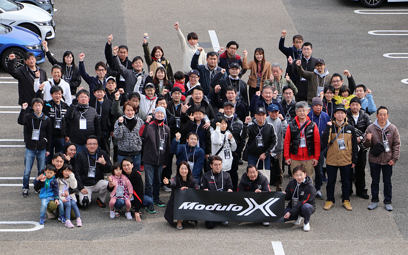 car_watch's tweet image. ホンダ「Modulo X」シリーズ10周年記念イベント 土屋圭市氏×開発福田氏＆湯沢氏によるスペシャルトーク… car.watch.impress.co.jp/docs/news/1483… #ModuloX #土屋圭市 #福田正剛 #湯沢峰司 #ホンダアクセス