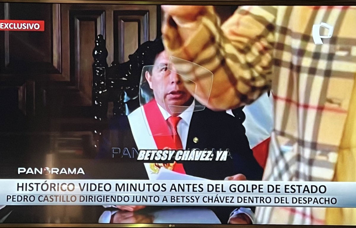 alvarezrodrich's tweet photo. Contundente reportaje de @PanoramaPTV con imágenes de Palacio de Gobierno del 7 de diciembre 2022 que prueban la complicidad de Betssy Chávez y @anibaltorresv en el golpe de estado fallido. https://t.co/8XJQLZW5Ge