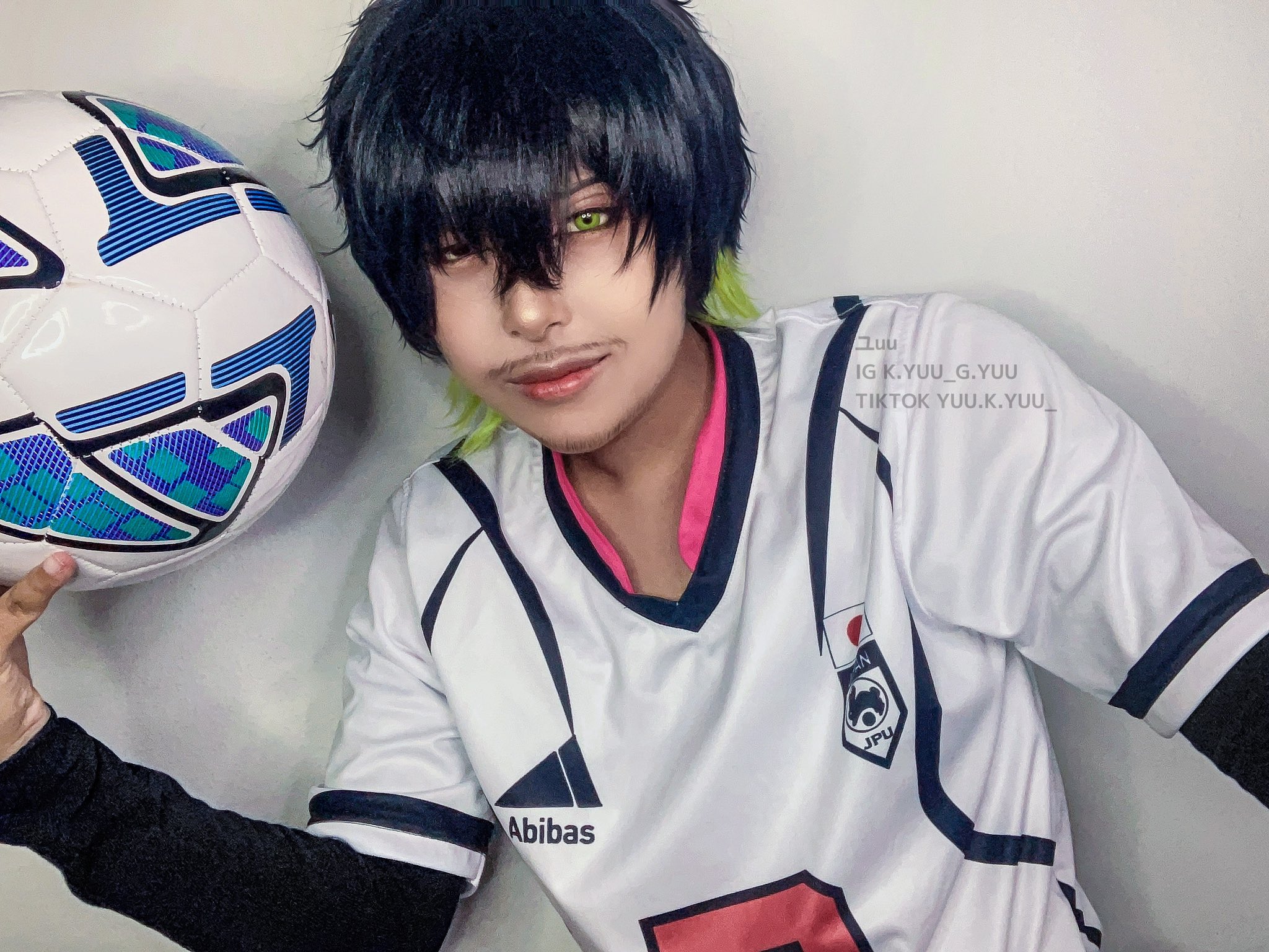烏旅人 コスプレ ウィッグ ブルーロック ブルロ 舞台