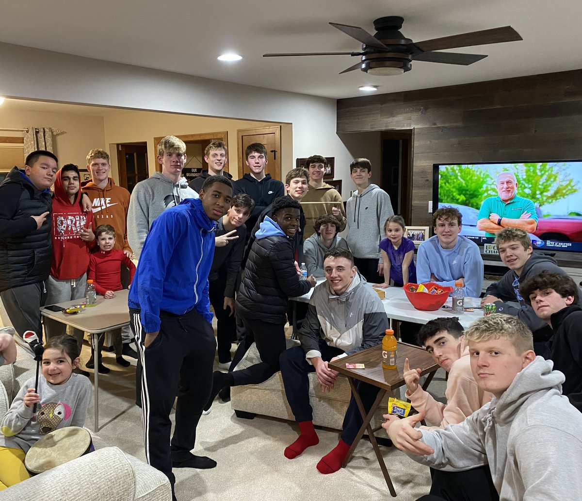 Thank you <a href="/HHSChargerHoops/">Hamilton Basketball</a> for the forever memories and great times. Wouldn’t trade them for anything ❤️