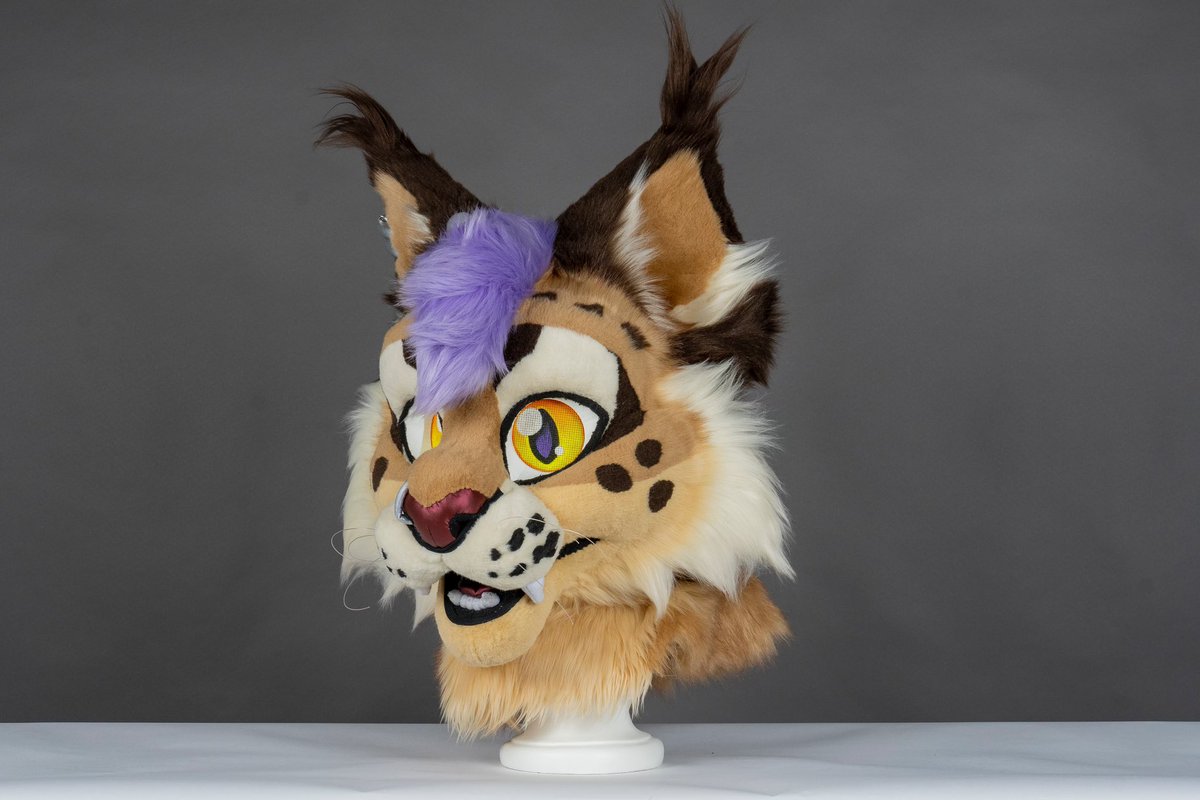 KinggPepper's tweet photo. Finished fursuit head commission: KOTORO https://t.co/xHgKQBuply