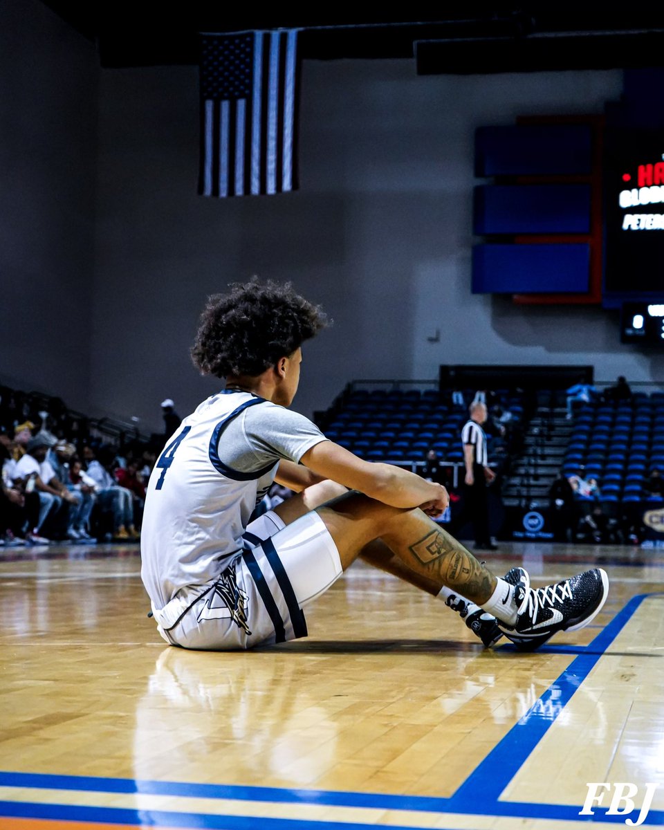 KjWyche2's tweet photo. Blessed to be named Region 4B Player Of The Year😁 https://t.co/IlVqiyBKvg