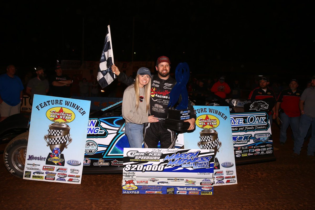 ChrisFerguson22's tweet image. God is great! 🤘❤️

We grabbed the $20,000 at The Place Your Mama Warned You About, Cherokee Speedway! 

Thanks to my family, crew, sponsors, and fans! I am so grateful to be in this moment. 👊

@zsk_photography 📸