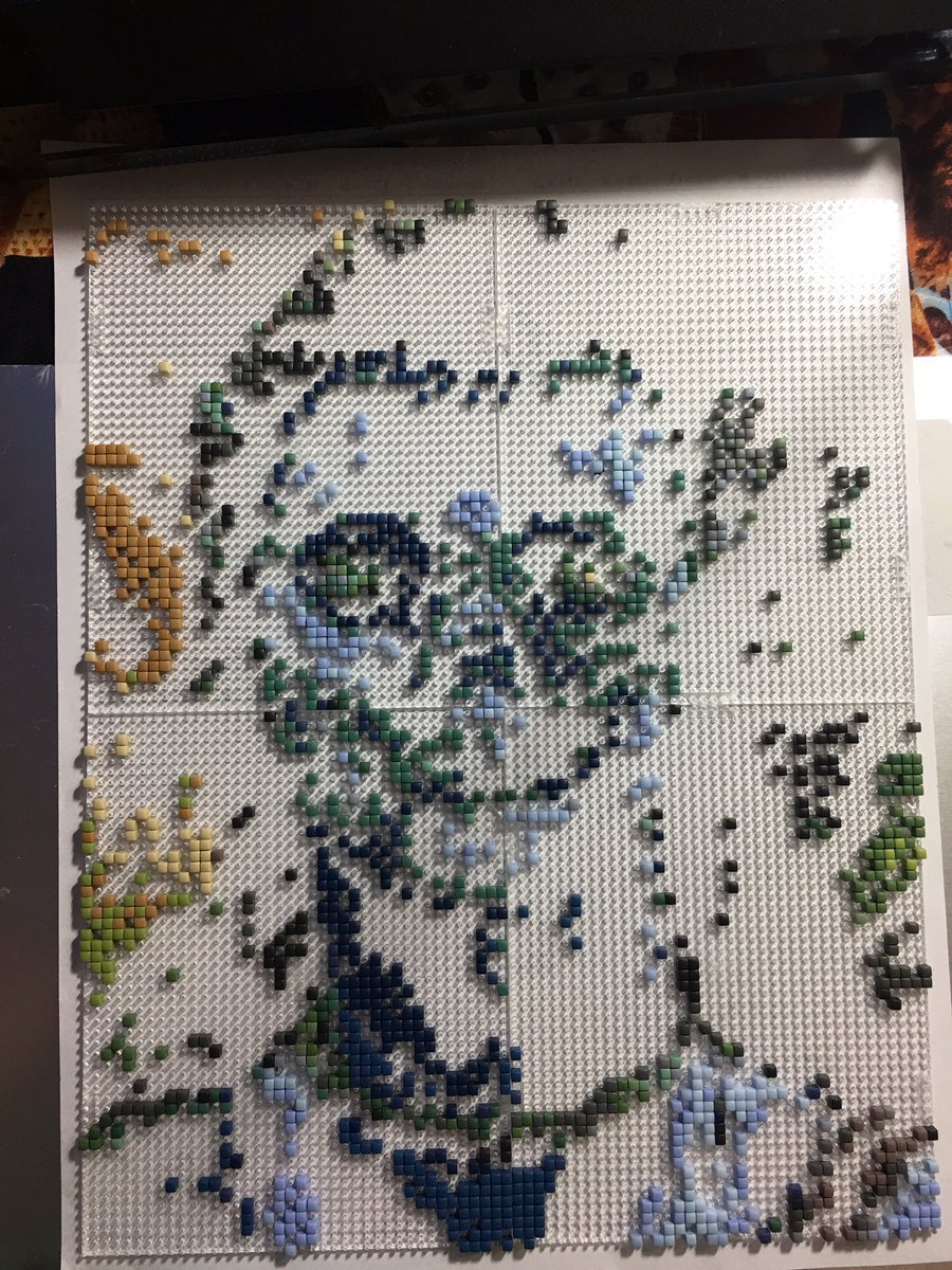 GallaraDragon's tweet photo. Colors 21-24 of the latest #pixelhobby #pixelart mosaic. Can you start to see the face? https://t.co/UIOZ6iBADG