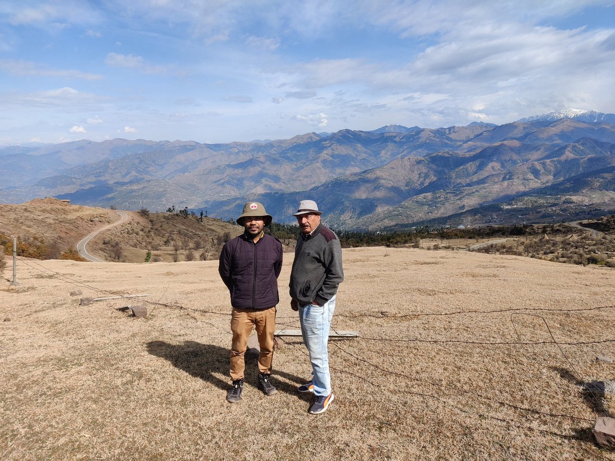 apsgeo002's tweet photo. Some field movements with my supervisor (Dr. R.K. Sehgal, Scientist-E) and co-supervisor (N. Premjit Singh Scientist- B), #WIHG @AcSIR_India #india https://t.co/jXhBRHgfKs