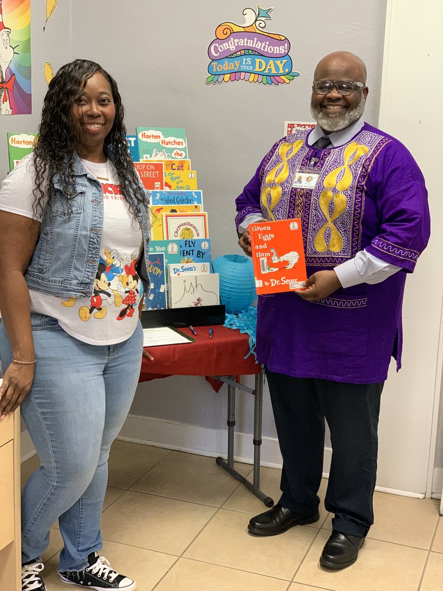 Tameka Hicks (@ap_t_hicks2) on Twitter photo 🐝📚Read Across America Week📚The more that you read, the more things you will know. The more that you learn, the more places you'll go.” Special thanks to our guest reader, <a href="/ARI_DrMilledge9/">Dr. William Milledge, Jr.</a> ! It’s always great to see you at AES! #AESJackets #readacrossamericaweek2023 🐝📚Read Across America Week📚The more that you read, the more things you will know. The more that you learn, the more places you'll go.” Special thanks to our guest reader, <a href="/ARI_DrMilledge9/">Dr. William Milledge, Jr.</a> ! It’s always great to see you at AES! #AESJackets #readacrossamericaweek2023