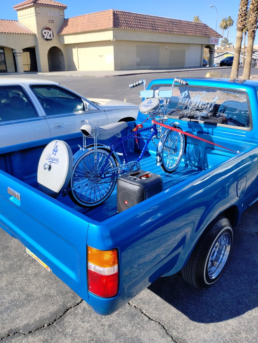 bobinthe702's tweet photo. Clean #lowrider https://t.co/MxlWHEzkjL