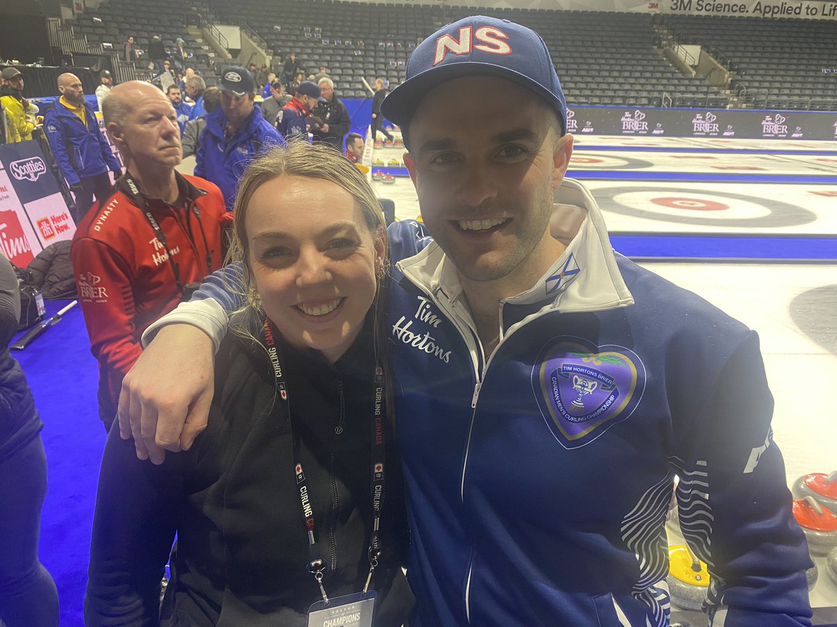 cbccolleenjones's tweet image. This is Maddie Kelly &amp;amp; Luke Saunders cheering for their moms at the 2003 Worlds.
Twenty years later Maddie works for @CurlingCanada putting on the Brier &amp;amp; Luke is playing in it.
So of course Kim &amp;amp; I are here cheering them on. 
Role reversal!
#cbccurl