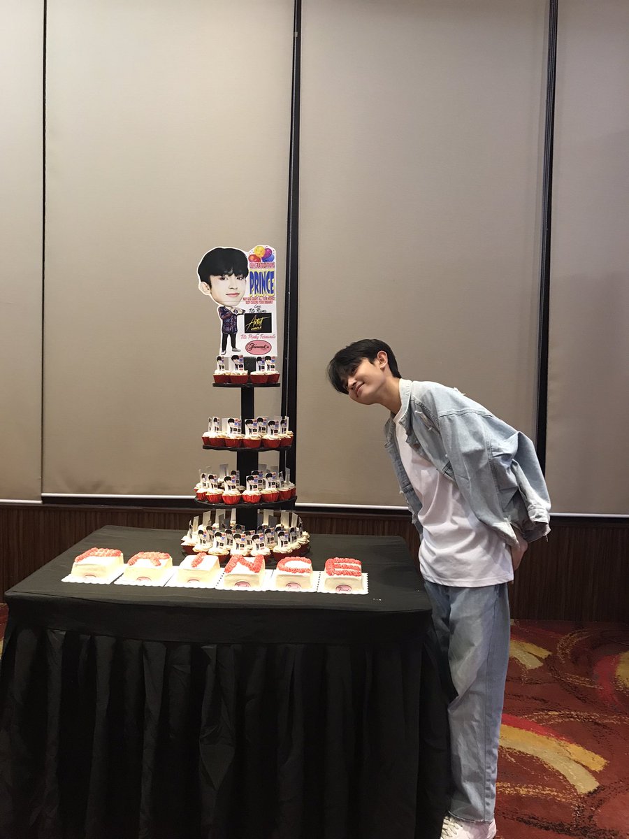 she_realll's tweet photo. Nice meeting you little koala ๐จ Happy Birthday bii HAHAHAHA ems ang cute mo ๐ซถ๐ปโค๏ธ @princeencelan
#TogetherWithPrince https://t.co/Yd7cEe7kvz