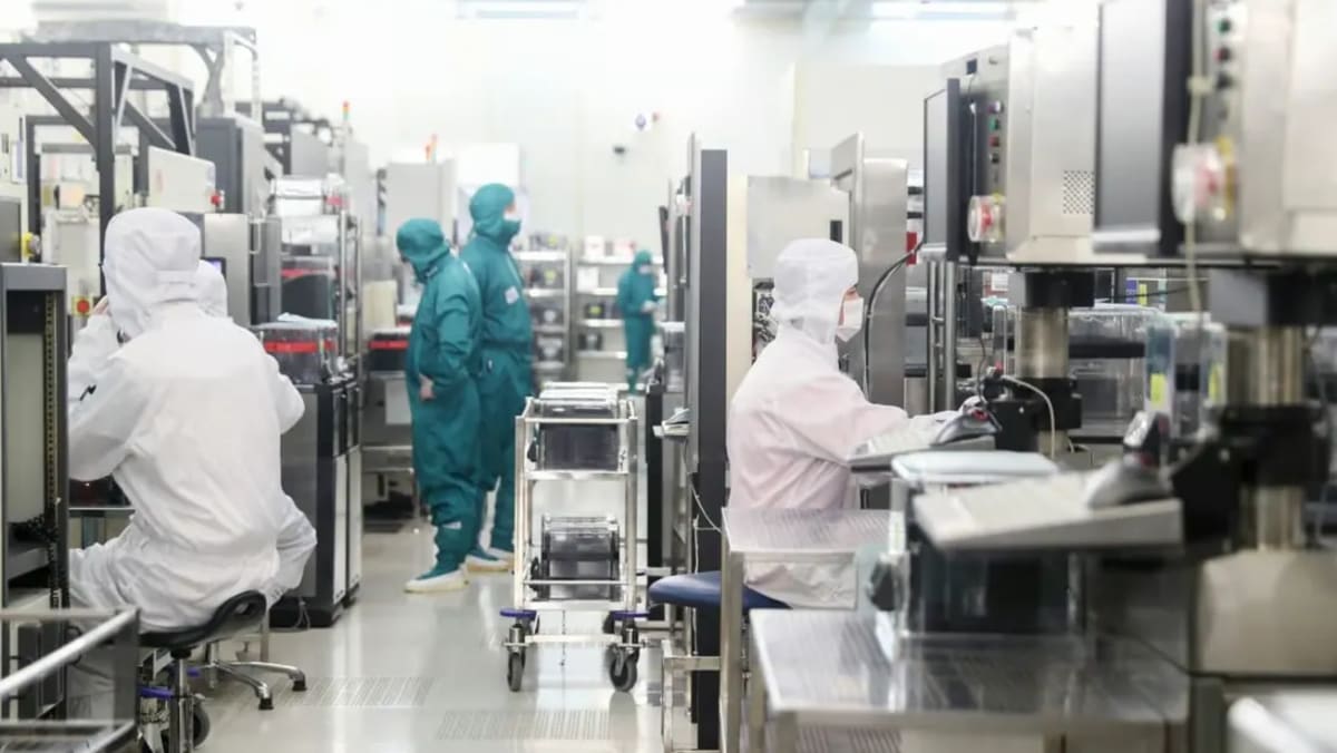 Tech war China’s young chipmaking talent jostles for work in a tight