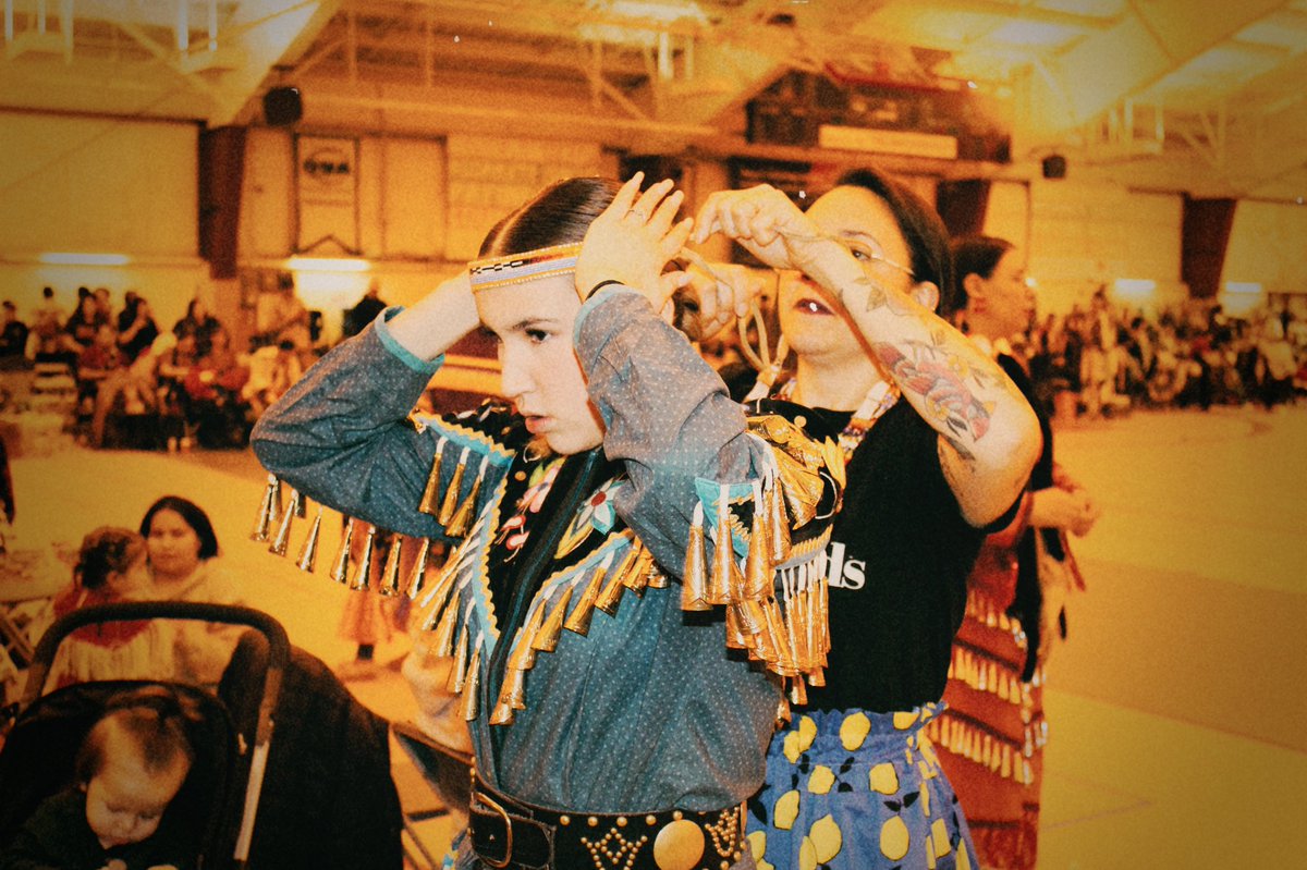 Powwow mom things 💛