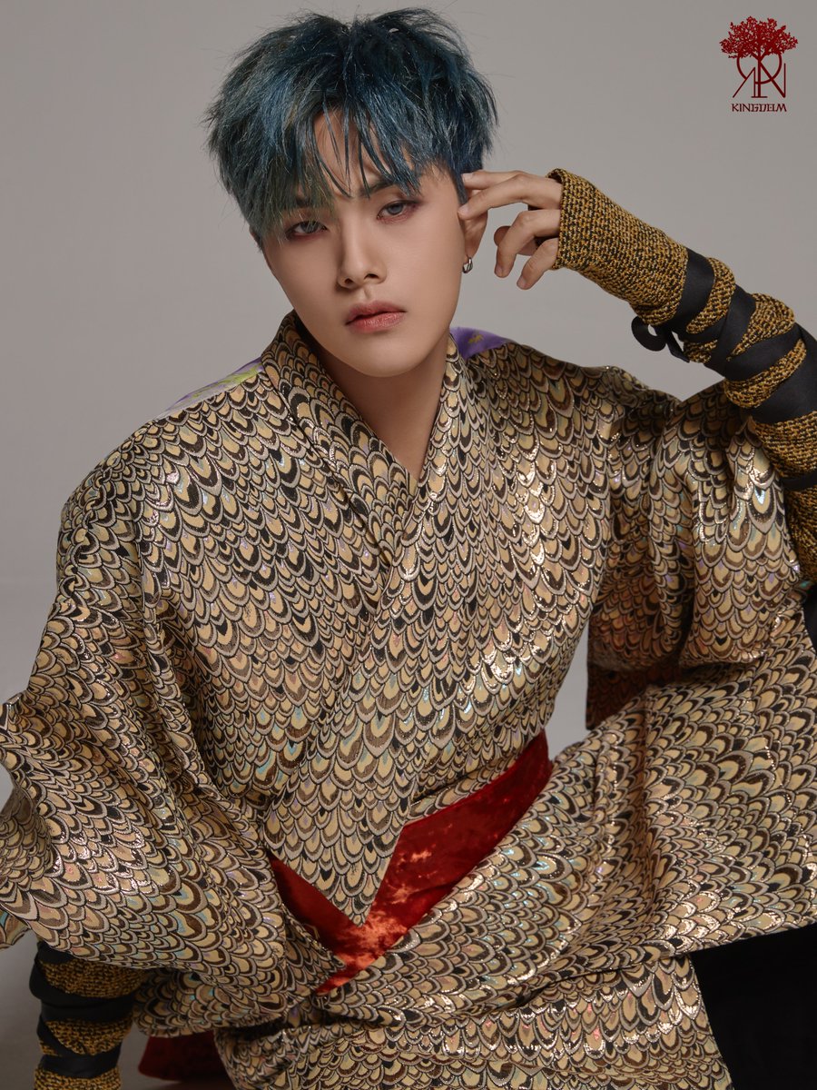 TheKingDom_GF's tweet photo. [👑]
KINGDOM 6TH MINI ALBUM 'History Of Kingdom : PartⅥ. Mujin' INDIVIDUAL CONCEPT PHOTO (Light ver.)

#JAHAN #자한 
#KINGDOM #킹덤 https://t.co/rkICPEkskB