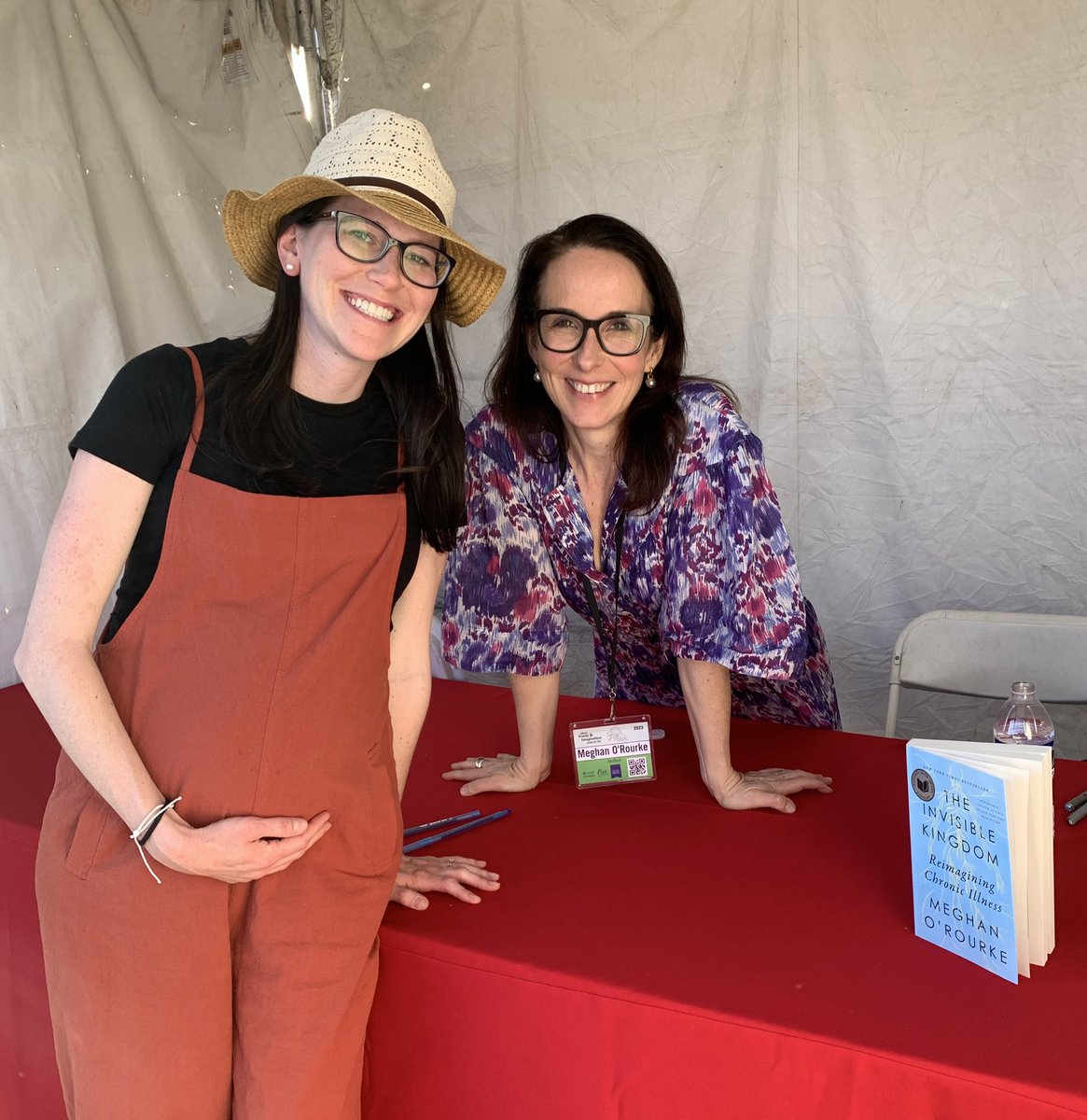 EmilyRichOT's tweet photo. #Tucson had the privilege of welcoming @meghanor this weekend at the Festival of Books. Meghan had quite a line of fans after but I was able to make it to the front for a signing and photo-op and to thank her for her advocacy and journalism. Check out her work 📚 #hEDS #POTS https://t.co/M3KjOlhBzY