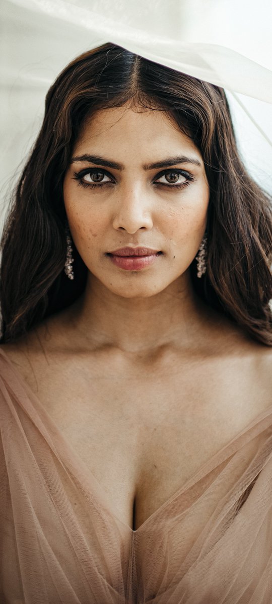 UHQTweets's tweet photo. #MalavikaMohanan 🥺🤍 https://t.co/QFco7468FN
