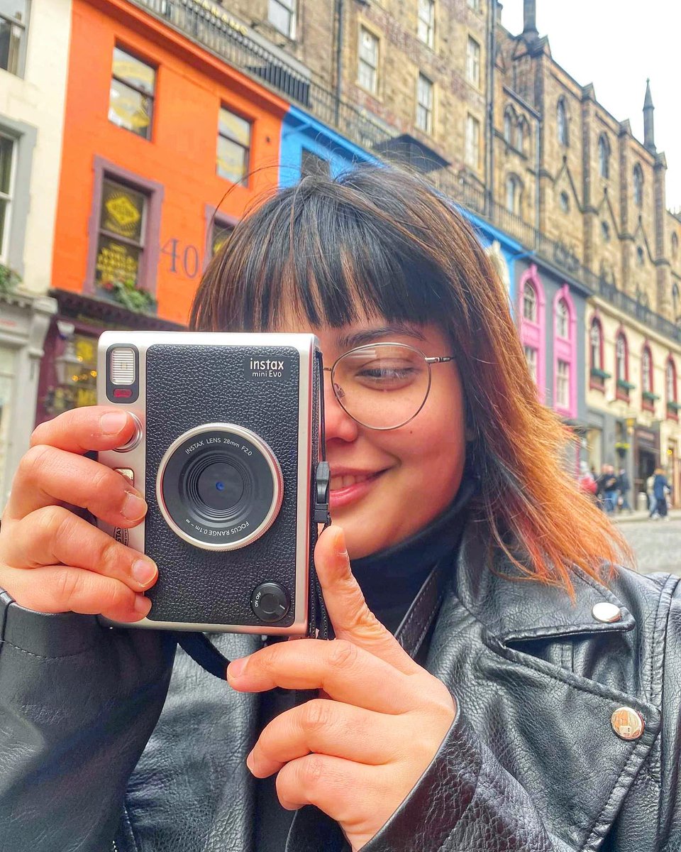 IndiaInstax's tweet photo. Picture perfect moments caught in an instant.
#minievo #instax #instaxindia #instantclick #100expressions #instantcamera https://t.co/eKxAQYYMl5