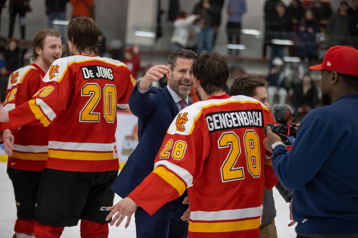 DinosMHKY's tweet image. Time to celebrate!

#GoDinos