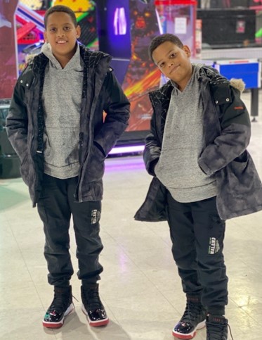 MISSING:
Yshak, 11 &amp; Abemelek, 9
- last seen March 5 @ 8pm in the Mabelle Ave &amp; Dundas St W area
- Yshak desc as 4'7, brn eyes, dark short hair
- Abemelek desc as 4'3, brn eyes, dark short hair, scar on forehead
- both wearing grey coats, grey sweats and grn boots
#GO506070
^se