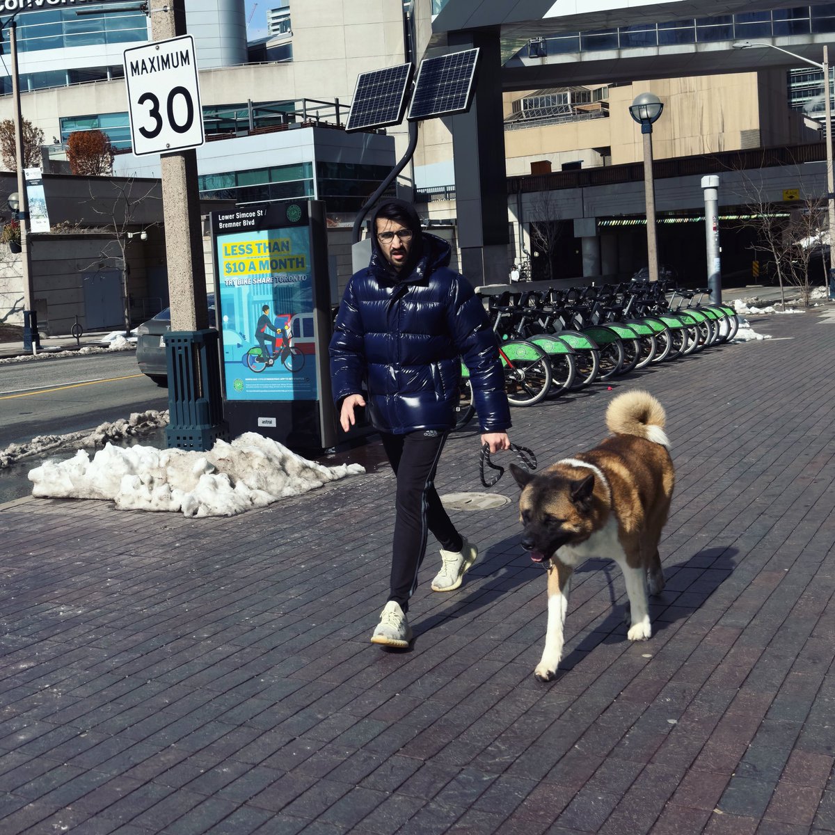 surzayon's tweet photo. 2023
Day 62
Post 428
Date : 03/04/2023

#365days #365photochallenge #365picturetoday #fashionposts #fashionproject #winterwear #streetphotography #surzayon #torontocanada #fashionjournal #dailypost #dailyphoto #shotoniphone14promax #fashionwoman #candidphotography #torontofashion https://t.co/jCO8xH7nma