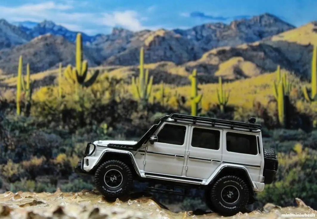 Almost Real
1:64 Mercedes-Benz Brabus 550 Adventure
G Class 2017 White

#naturephotography #toyphotography #mountains #diecastcollector #nature #toys #diecast #camping #toygroup_alliance #hotwheels #diecastphotography #toycollection #toyplanet #日本 #おもちゃ #日産 #ダイキャスト