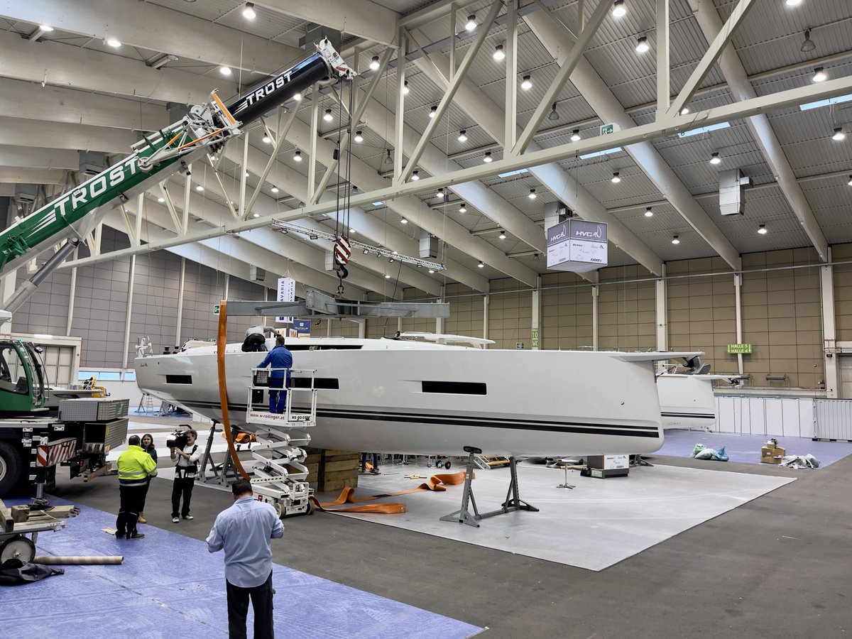 Exciting news from the boot Tulln in Austria! The premiere of the #Hanse460 and the new #Hanse510 was a huge success. Our latest #sailing yachts were met with great enthusiasm and received a lot of positive feedback. @ServusTVcom reported backstage 👉 bit.ly/ServusTV_bootT…