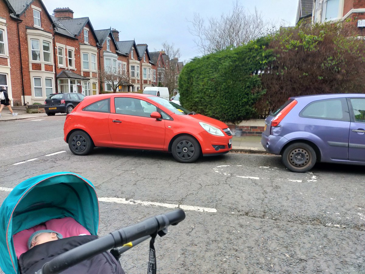 nchlswltn's tweet photo. @245bored @BadParkingNcle @YPLAC @icantparkprope2 @Wankpanzer Rare bit of enforcement the other day on Simonside Terrace. If the penalty notice wasn't there I might not have l even have seen the car! Would have hated to damage the paint with the pram... https://t.co/kn9Gm2YmBN