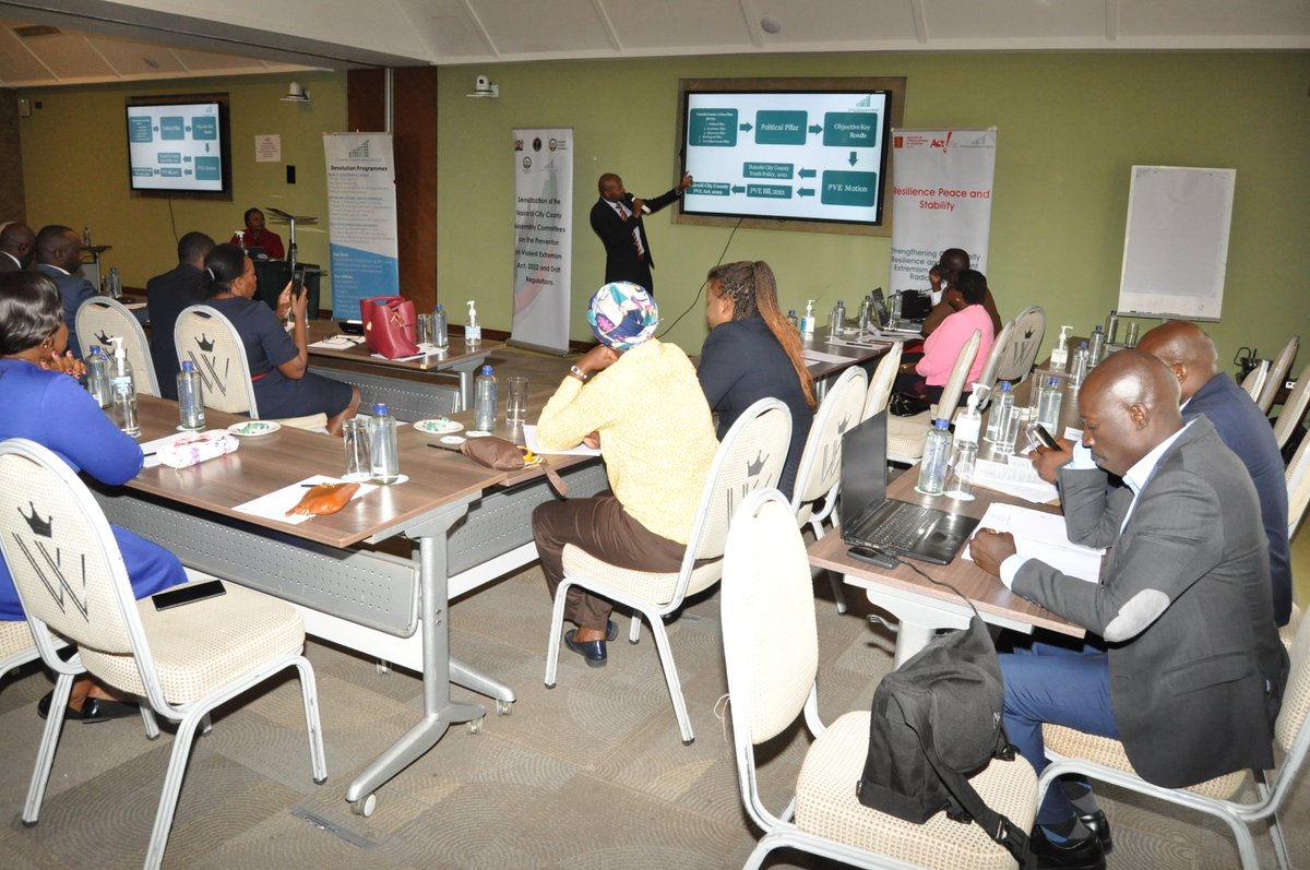 CGW_Kenya's tweet photo. Sensitization Workshop for Members of the Nairobi County Assembly Delegated Legislation Committee on Draft Regulation of the Nairobi City County Prevention of Violent Extremism Act, 2022 

@NCTC_Kenya @USAIDKenya @USEmbassyKenya @NLinKenya @InteriorKE https://t.co/SueY1CZwBT