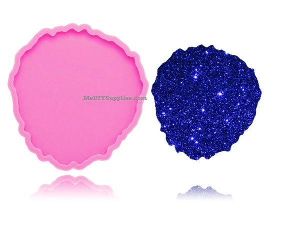 MsDIYSupply's tweet image. Coaster Epoxy Resin Mold for Resin, key chain, etsy.me/2QOplS5 #uvresin #epoxyresincharm #resinframe #jewelleryfindings #pendantmold @etsymktgtool