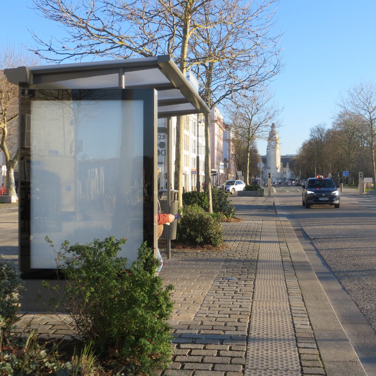 Ce mercredi 8 mars, des militant•es de @XRLaRochelle passe en procès pour une action antipub.
Rendez-vous dès 12h00 devant le tribunal (début du procès à 13h30), rue du Palais pour une mobilisation de soutien, des prises de parole, un repas solidaire et d'autres surprises !