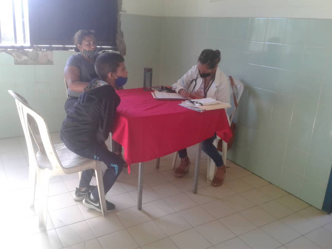 municipio_diaz's tweet photo. Llevamos adelante jornada médica asistencial en Guevara Norte, donde se recuperó el ambulatorio de la localidad, con el apoyo de las estructuras del @PartidoPSUV
#SomosLosDeChávez
@PSUV_NE @hugbelpsuv @dcabellor @NicolasMaduro https://t.co/swlNSg20ab