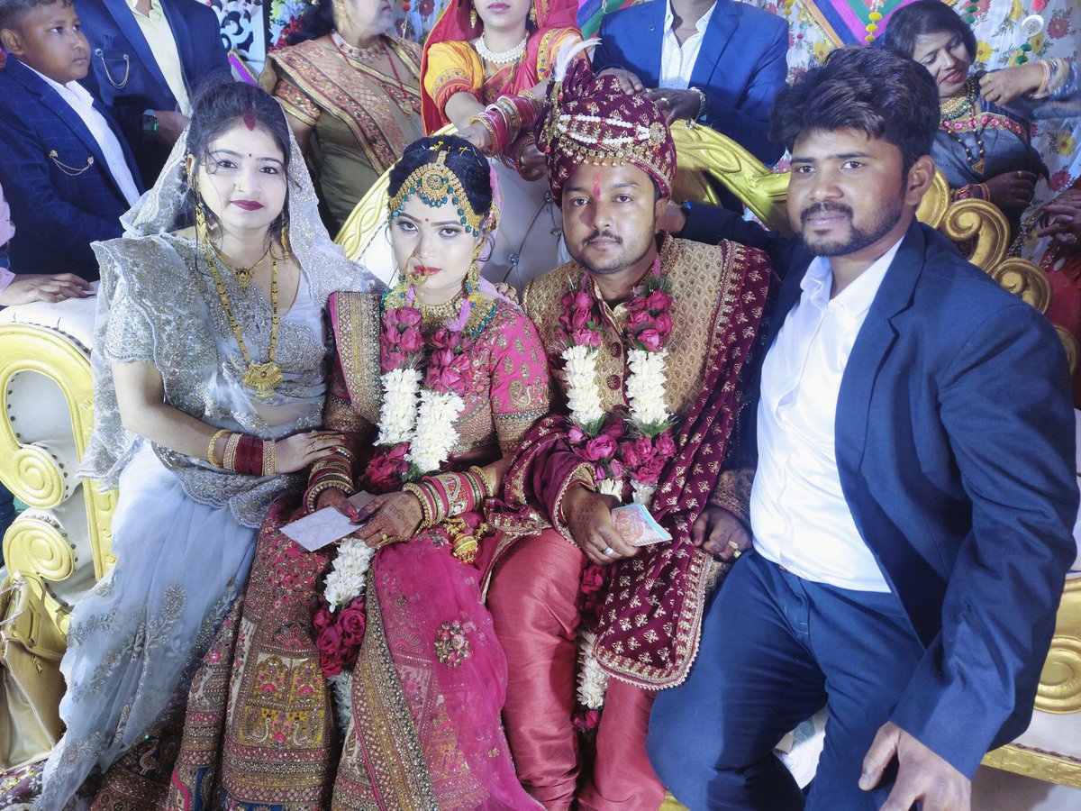 imcricverma's tweet photo. Many Many Congratulations bhai
Blessings for your Married Life
God Bless You Both
❣️❣️ https://t.co/llS0tjJ5o6
