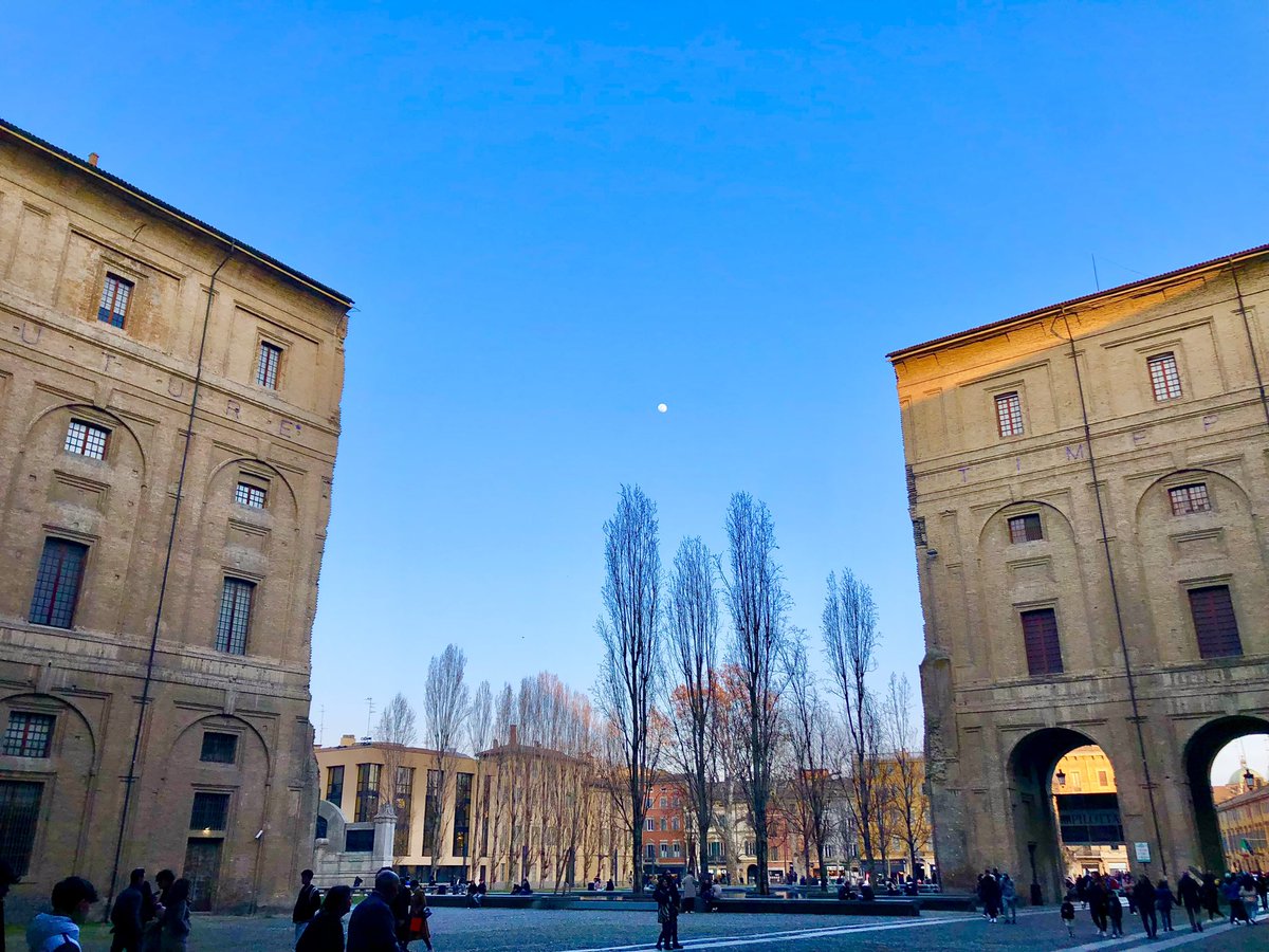 Richard_Bruschi's tweet photo. Walking around it’s essential to lookup.
Architecture and history.
#Parma #FindingItaly @parmawelcomeoff @parma2021off @ERTourism @turismoER @Italia #Italia #Italy #architecture @FindingItaly https://t.co/58sJXg717d