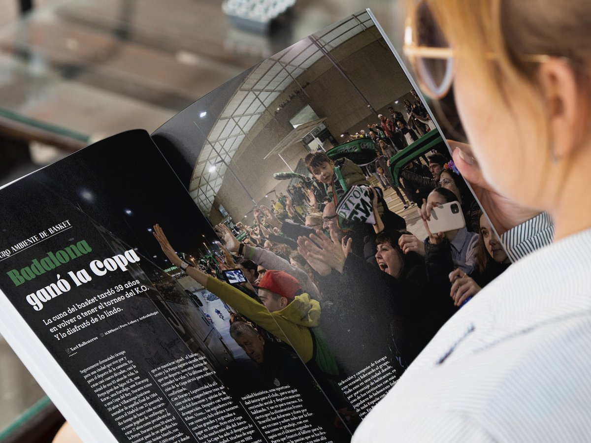Gigantes del Basket (@gigantesbasket) on Twitter photo Desde Badalona, <a href="/BallesterosXavi/">xavi ballesteros</a> amplía el foco y cuenta cómo fue el regreso de la COPA 39 años después.
Inolvidable 💚🖤
🛒Disponible aquí y en kioscos: bit.ly/3ZK0n4c Desde Badalona, <a href="/BallesterosXavi/">xavi ballesteros</a> amplía el foco y cuenta cómo fue el regreso de la COPA 39 años después.
Inolvidable 💚🖤
🛒Disponible aquí y en kioscos: bit.ly/3ZK0n4c