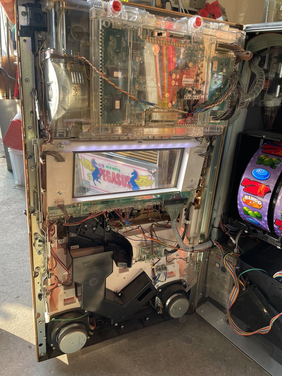 pspace_official's tweet photo. 未出品のご紹介です🫣
■ プレミアムビンゴ
※不要機有or無し
※ボリューム加工有or無し
■希望価格
■発送先
※県名まで
皆さまの希望をお知らせください🧐✨
#pspace
#スロット実機
「状態」役物良好✨ https://t.co/qmhnfY0s5a