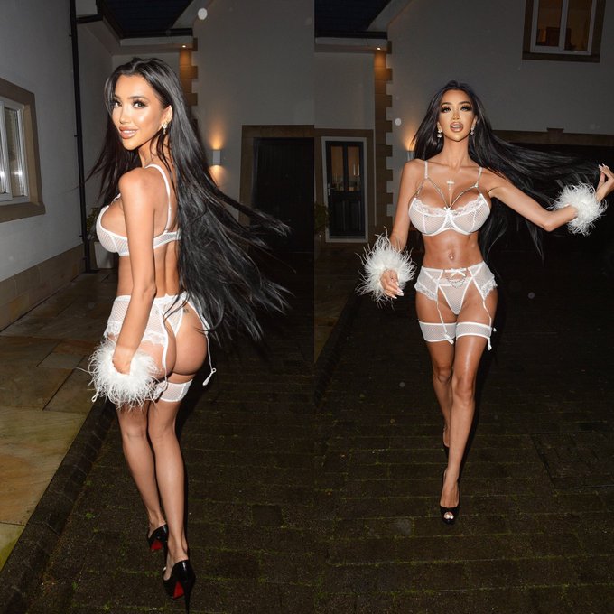 Front or back ? ;) https://t.co/tFOvCQulrj