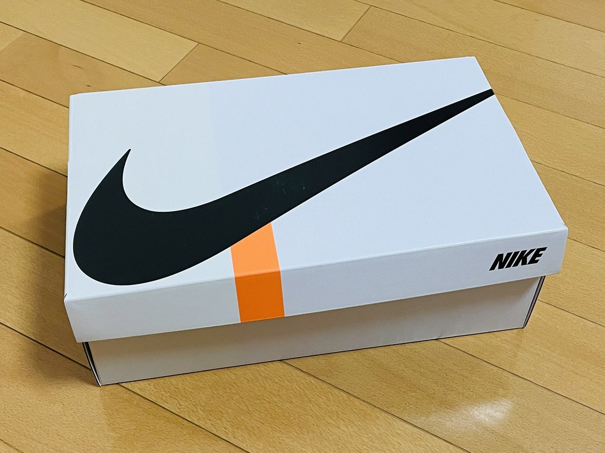 High08648628's tweet photo. え、もう届いたんだけど!
NIKEさん仕事早すぎですよ!
ヨッメの帰宅前でナイス過ぎる!
ダンボールちょうど溜まってたから一緒に証拠隠滅ぅ〜!
#VFN3
#ヴェイパーフライネクストパーセント3 https://t.co/UgdvR9ReGs